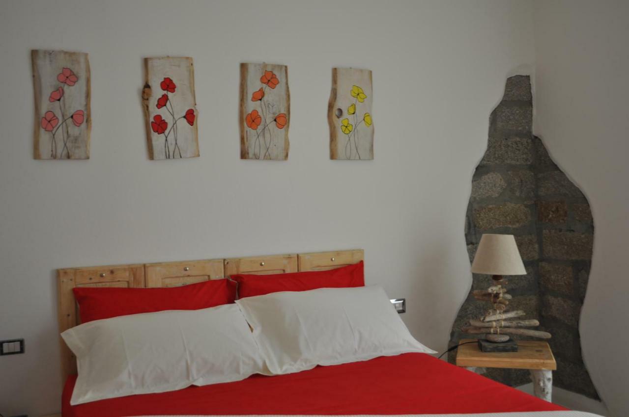 B&B Les Chambres Rooms & Suite Santa Teresa Gallura Eksteriør bilde